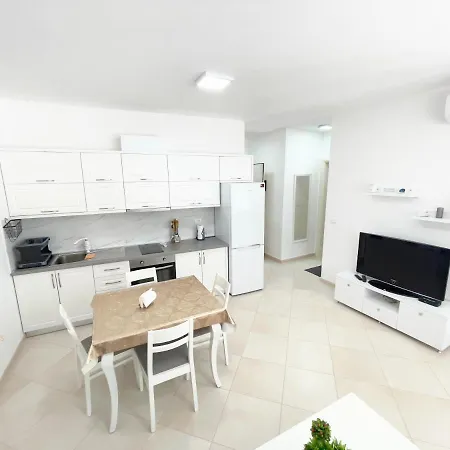 Dori Lura 2 Apartment *